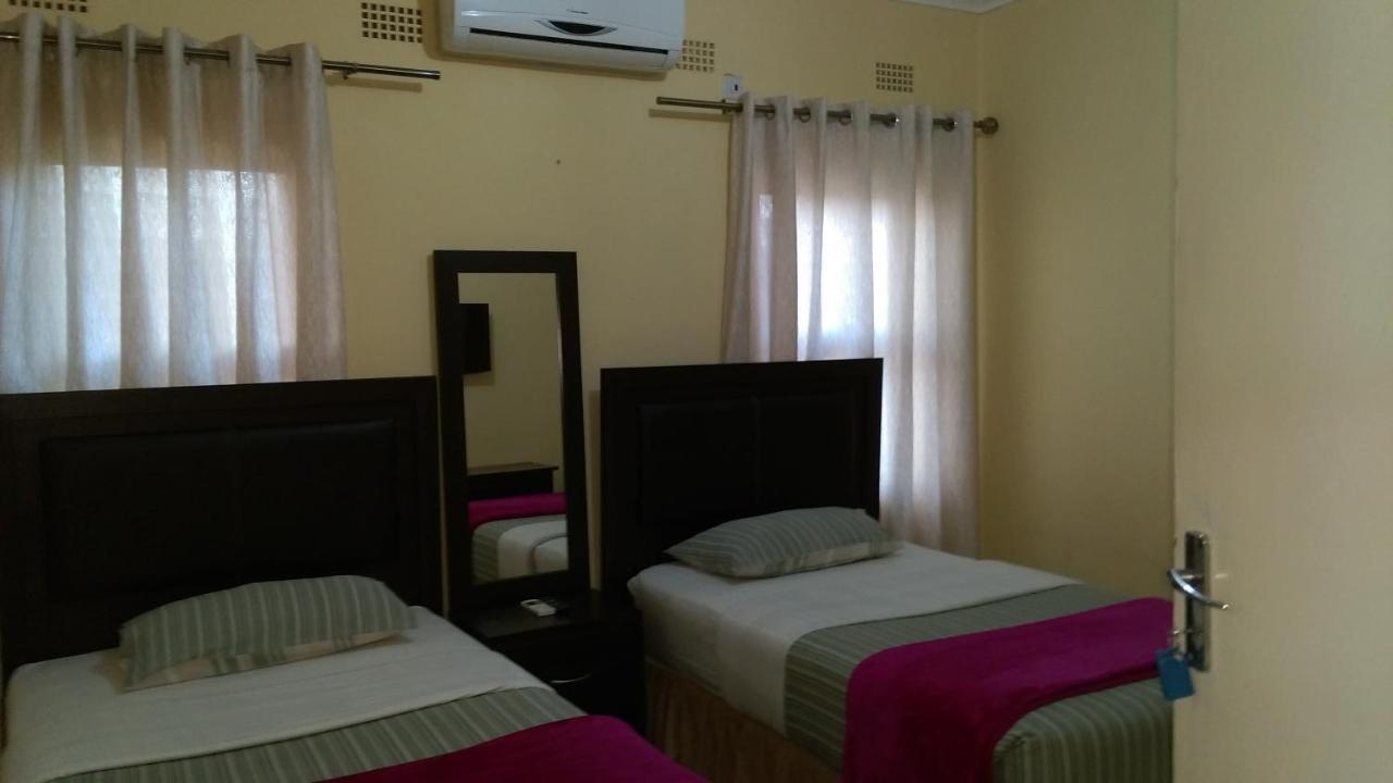 Cypress Executive Lodge Livingstone Eksteriør bilde